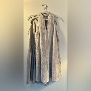 Elegant Beige Sleeveless Dress Bundle